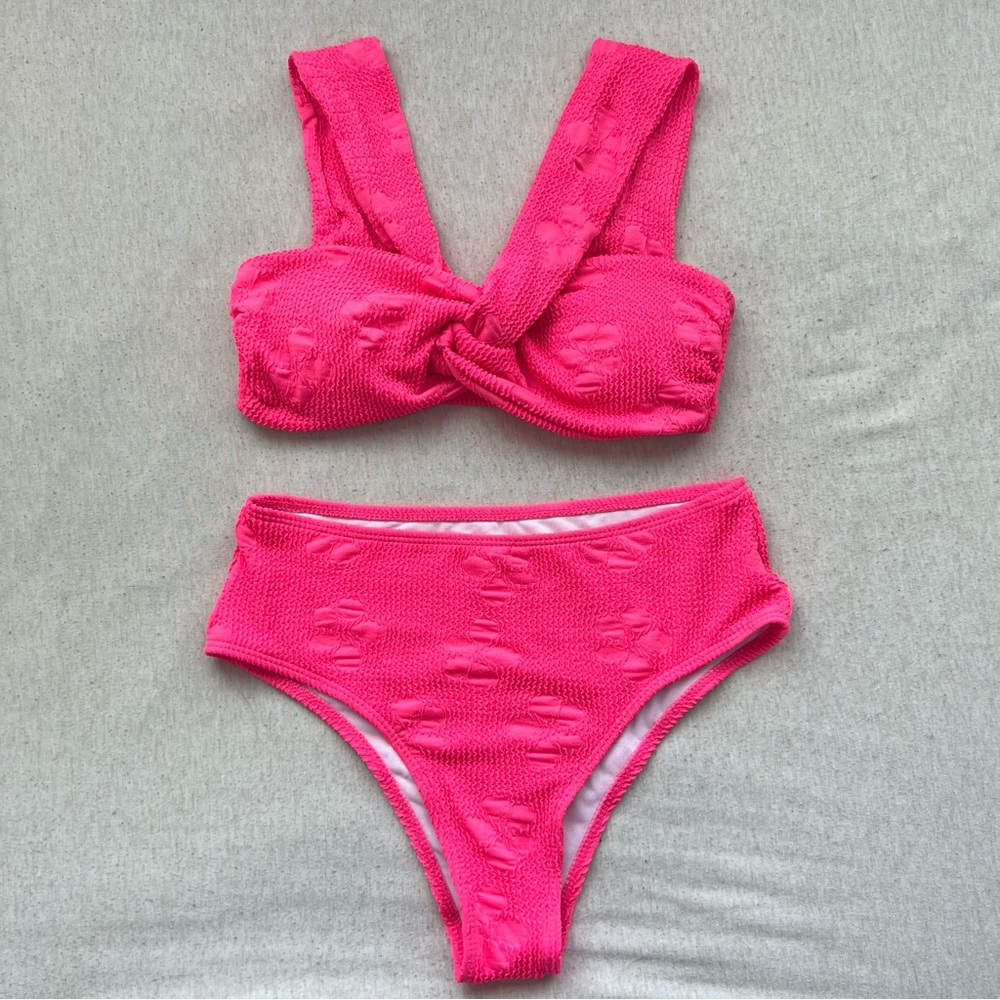 NEW full bikini set hot pink floral swimwear with twist details - Picture 9 of 12